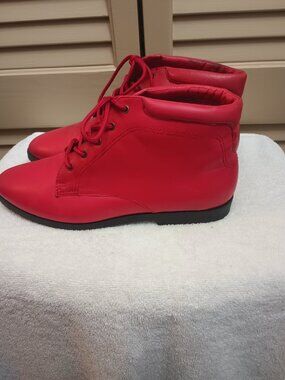 Vintage DanexX Austin Red Lace-up Ankle Boots 8 1/2